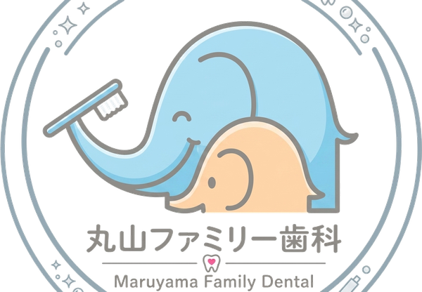 丸山ファミリー歯科 ロゴ